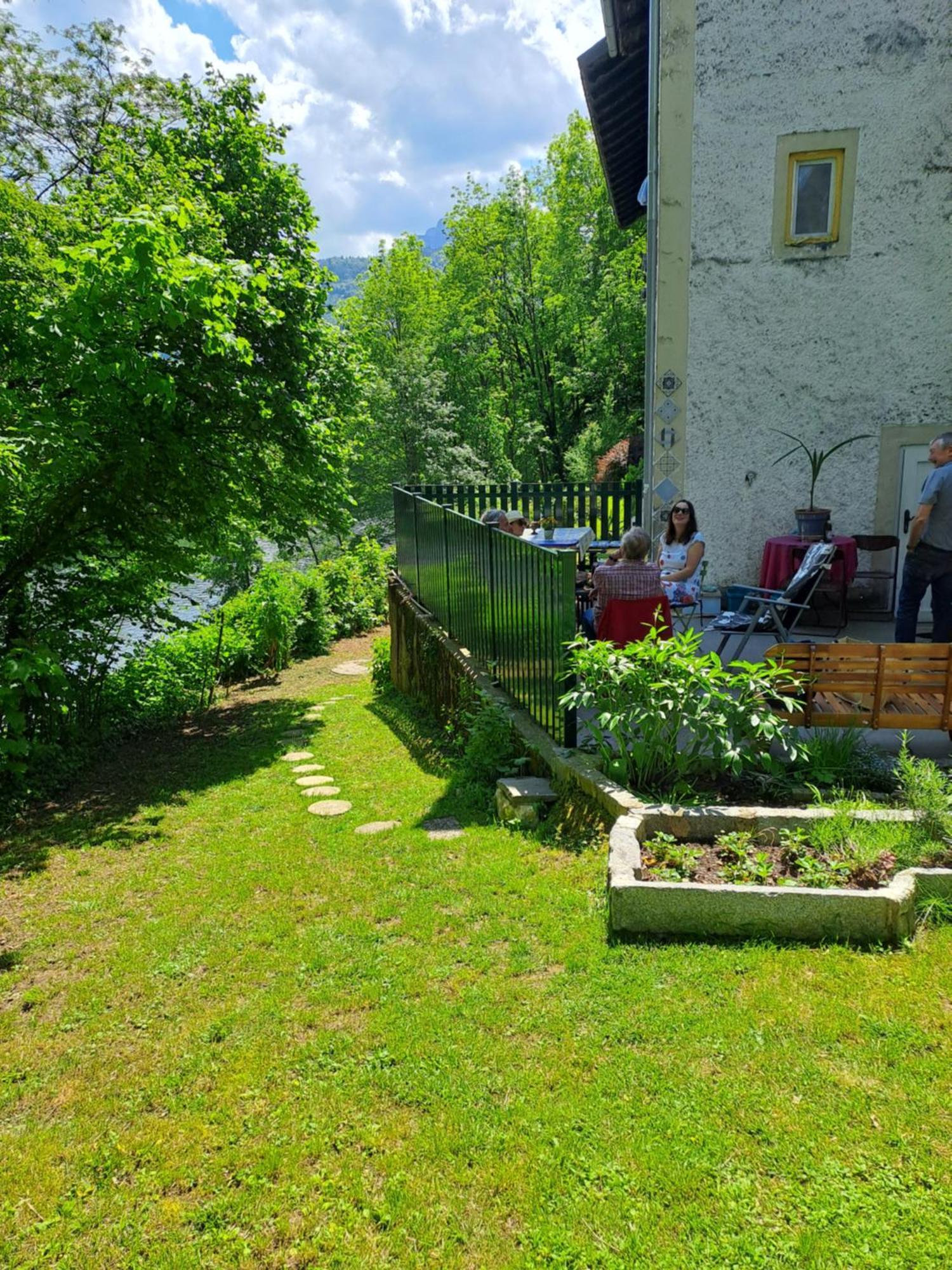 Thegarden Bed&Bike Apartment Гмунден Екстериор снимка